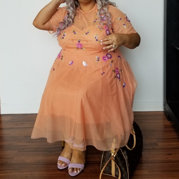 ASOS DESIGN Curve premium embellished tulle dress - Picture 5 of 6